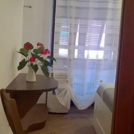 بيت ضيافة A Ca Di Bafirussi فيرناتْسا